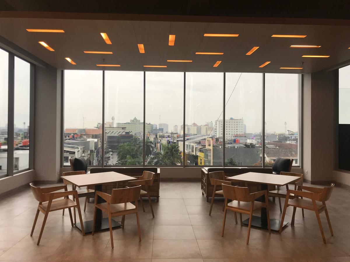 Yello Hotel Paskal בנדונג מראה חיצוני תמונה